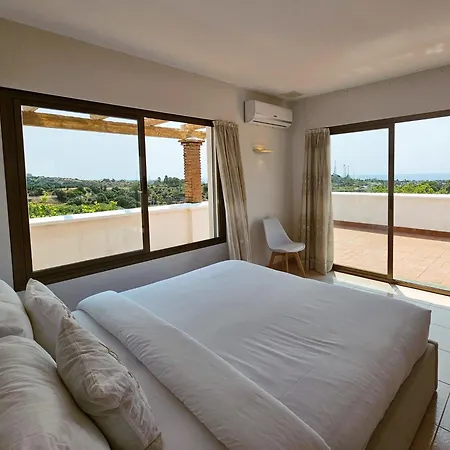 Hermana Del Sol By Lica Estepona