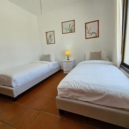 Hermana Del Sol By Lica Villa